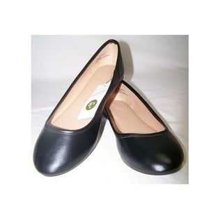 Everly Faux Leather Round Toe Ballet Flats - Black